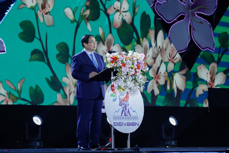 Thủ tướng Phạm Minh Ch&iacute;nh dự lễ khai mạc Lễ hội Hoa Ban tỉnh Điện Bi&ecirc;n năm 2026- Ảnh 4.