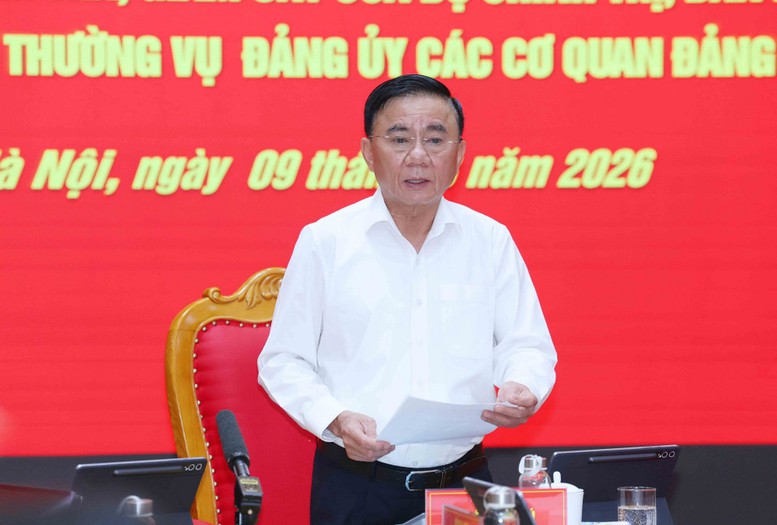 Công bố quyết định kiểm tra, giám sát của Bộ Chính trị, Ban Bí thư đối với Ban Thường vụ Đảng uỷ các cơ quan Đảng Trung ương- Ảnh 3. Công bố quyết định kiểm tra, giám sát của Bộ Chính trị, Ban Bí thư đối với Ban Thường vụ Đảng uỷ các cơ quan Đảng Trung ương- Ảnh 3.