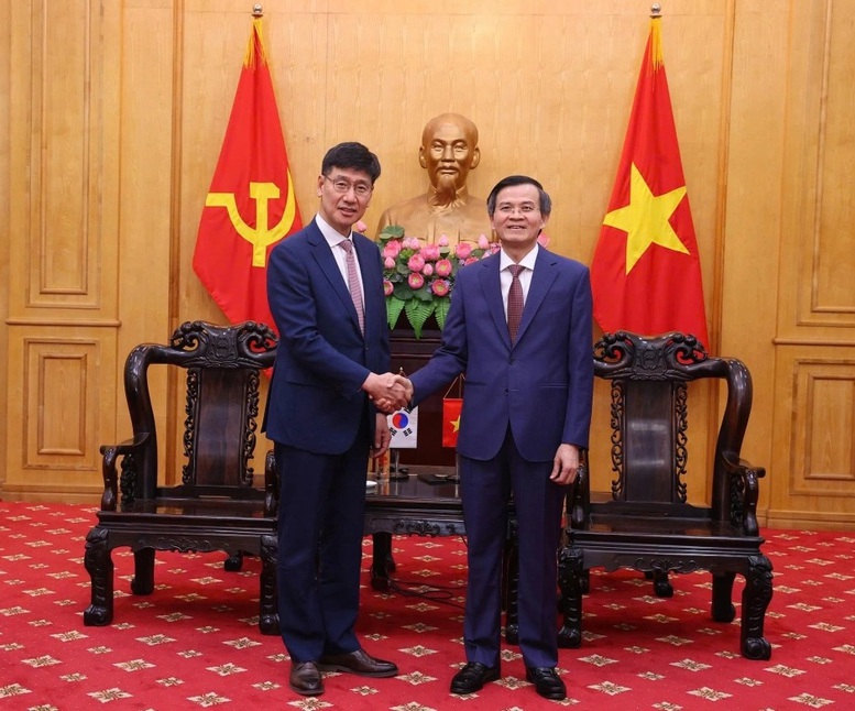 Học viện Chính trị quốc gia và Tập đoàn Samsung Việt Nam thúc đẩy hợp tác- Ảnh 1. Học viện Chính trị quốc gia và Tập đoàn Samsung Việt Nam thúc đẩy hợp tác- Ảnh 1.