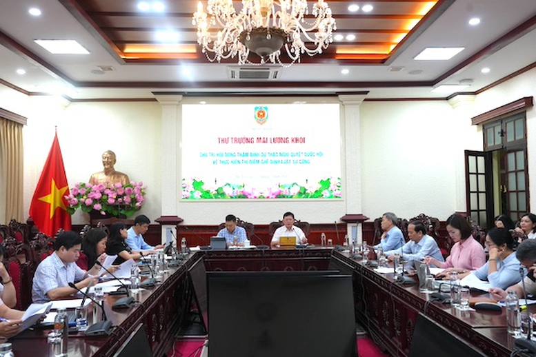 Thí điểm chế định luật sư công: Quy định rõ 2 nhóm đối tượng tham gia- Ảnh 1. Thí điểm chế định luật sư công: Quy định rõ 2 nhóm đối tượng tham gia- Ảnh 1.