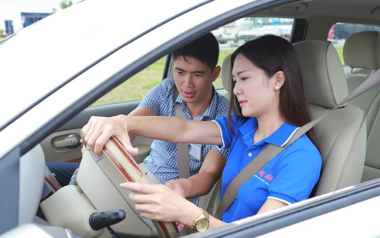 Tiêu chuẩn và quy trình cấp giấy chứng nhận giáo viên dạy lái xe