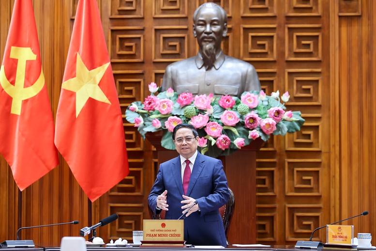 Thủ tướng: Xây dựng ngay kho dầu thô tại Nghi Sơn và tính toán các địa điểm khác- Ảnh 3.