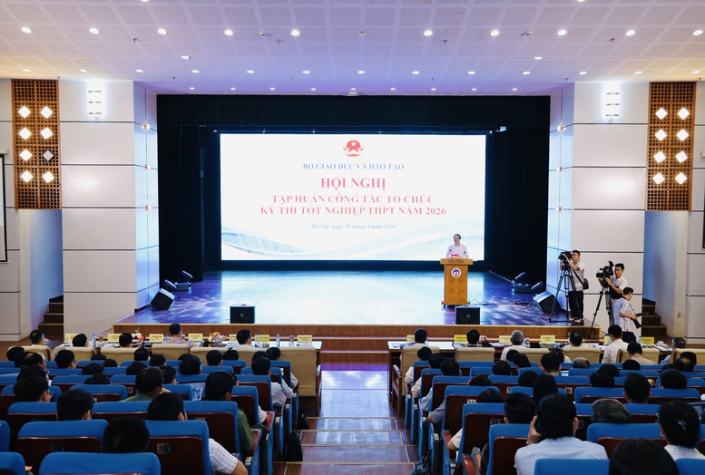 Điểm mới kỳ thi tốt nghiệp THPT 2026: Tích hợp giấy tờ, tăng kiểm tra, rút ngắn phúc khảo- Ảnh 1.