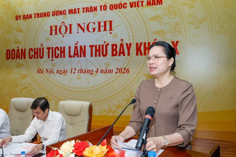 Khai mạc hội nghị Đoàn Chủ tịch Trung ương Mặt trận Tổ quốc Việt Nam lần thứ 7 khóa X- Ảnh 3. Khai mạc hội nghị Đoàn Chủ tịch Trung ương Mặt trận Tổ quốc Việt Nam lần thứ 7 khóa X- Ảnh 3.