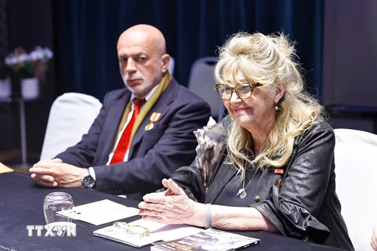 Chủ tịch Quốc hội Trần Thanh Mẫn gặp Lãnh sự danh dự Việt Nam tại Torino- Ảnh 3.