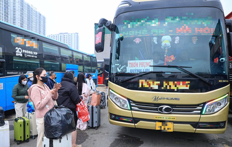 Đề xuất ngừng một số tuyến xe khách không hiệu quả- Ảnh 1.