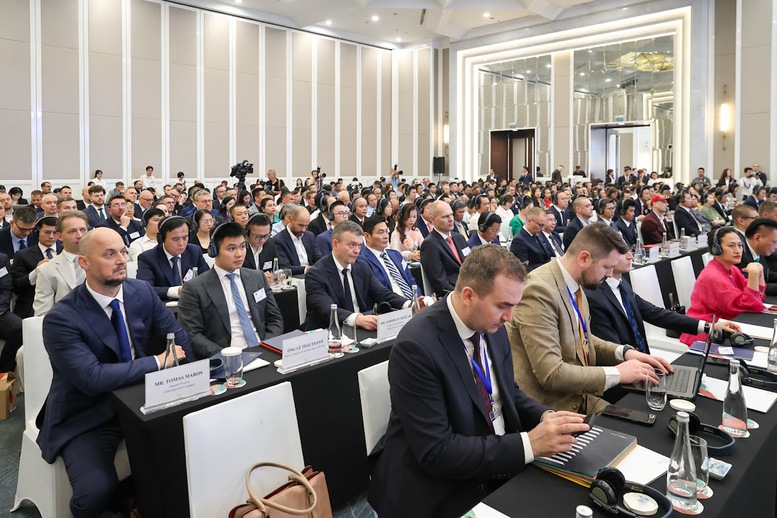 Thủ tướng Lê Minh Hưng và Thủ tướng Robert Fico dự Diễn đàn doanh nghiệp Việt Nam – Slovakia- Ảnh 5.