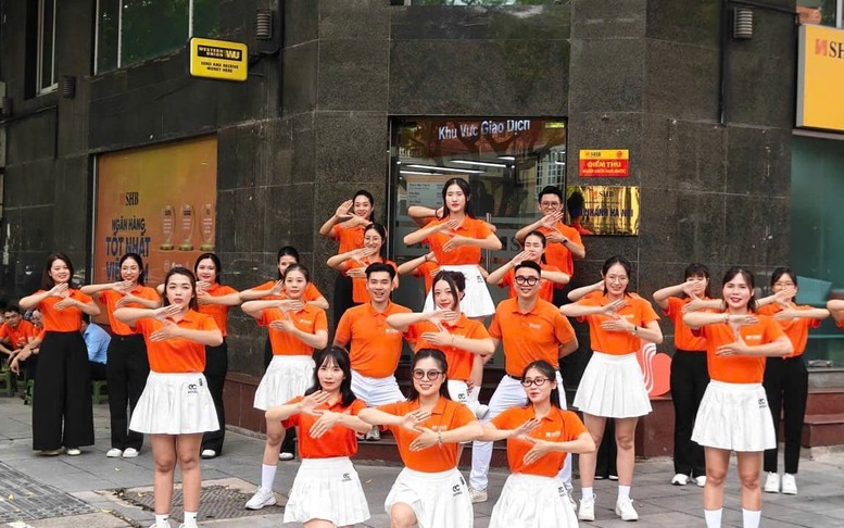 Từ 'ngân hàng hạnh phúc' đến hành trình phụng sự và lan tỏa ở SHB