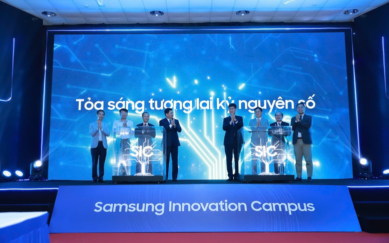 Lần đầu tiên đào tạo bán dẫn được đưa vào chương trình Samsung Innovation Campus