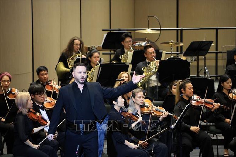 Tổng Bí thư, Chủ tịch nước Tô Lâm và Thủ tướng Slovakia dự Hòa nhạc hữu nghị Việt Nam - Slovakia- Ảnh 5.