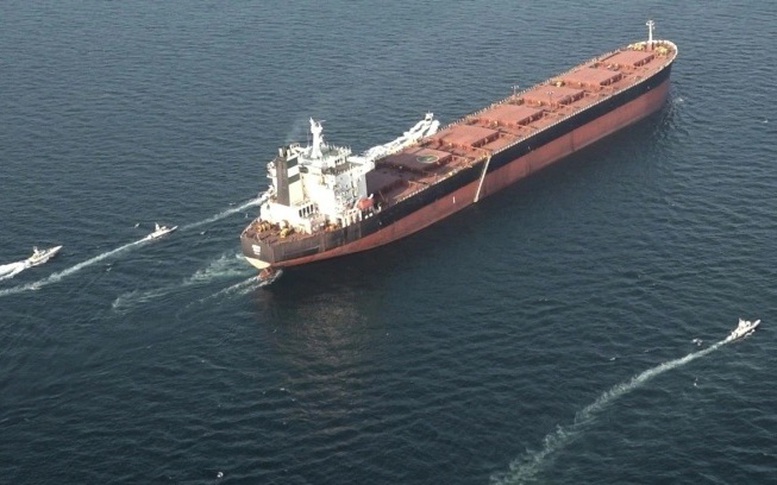 Xung quanh việc Mỹ phong tỏa các cảng của Iran