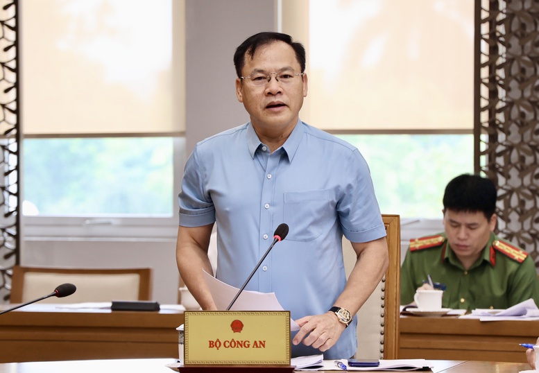 Phó Thủ tướng Lê Tiến Châu: Bộ Giáo dục và Đào tạo cần chuyển đổi mạnh mẽ tư duy và phương thức làm việc- Ảnh 2. Phó Thủ tướng Lê Tiến Châu: Bộ Giáo dục và Đào tạo cần chuyển đổi mạnh mẽ tư duy và phương thức làm việc- Ảnh 2.