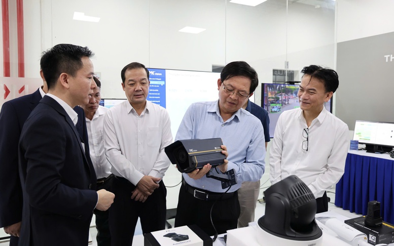 Phó Thủ tướng Hồ Quốc Dũng: Hoàn thiện thể chế, xây dựng 'đầu tàu' công nghệ để làm chủ camera AI