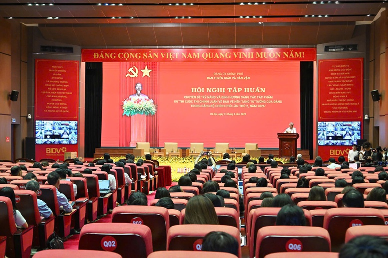 N&acirc;ng cao &lsquo;chất th&eacute;p&rsquo; trong ng&ograve;i b&uacute;t bảo vệ nền tảng tư tưởng của Đảng- Ảnh 3.