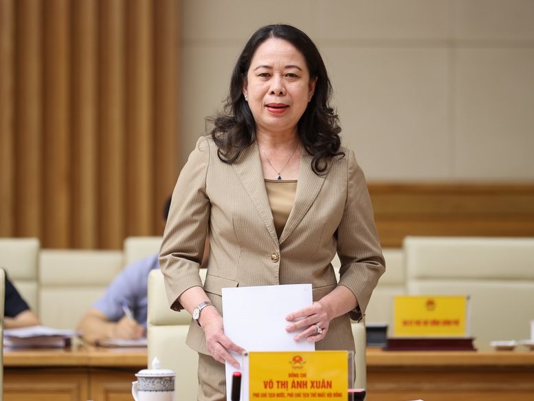 Thủ tướng: Tổ chức phong trào thi đua thiết thực, thực chất, hiệu quả, góp phần tăng trưởng 2 con số- Ảnh 4.