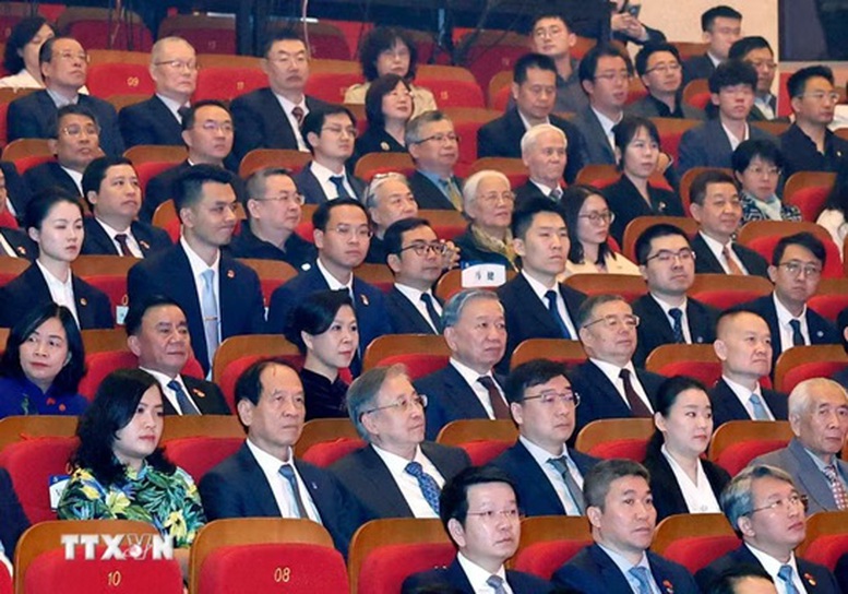 Tổng Bí thư, Chủ tịch nước dự Chương trình nghệ thuật hữu nghị Việt-Trung- Ảnh 1. Tổng Bí thư, Chủ tịch nước dự Chương trình nghệ thuật hữu nghị Việt-Trung- Ảnh 1.