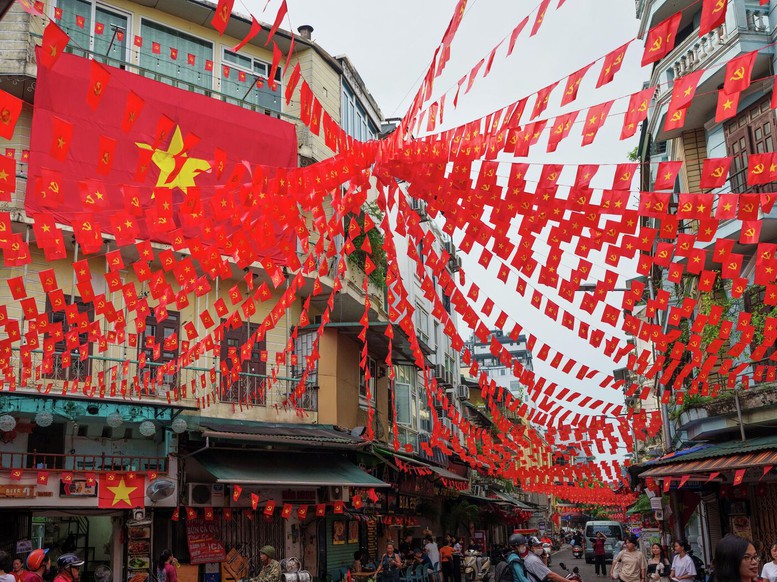 Tăng cường công tác vận tải, bảo đảm an toàn giao thông dịp nghỉ Lễ Giỗ tổ Hùng Vương và 30/4-01/5- Ảnh 1. Tăng cường công tác vận tải, bảo đảm an toàn giao thông dịp nghỉ Lễ Giỗ tổ Hùng Vương và 30/4-01/5- Ảnh 1.