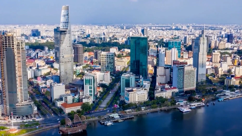 Giám đốc quốc gia ADB: Tăng trưởng tích cực, vị thế Việt Nam vững chắc trong khu vực- Ảnh 3.