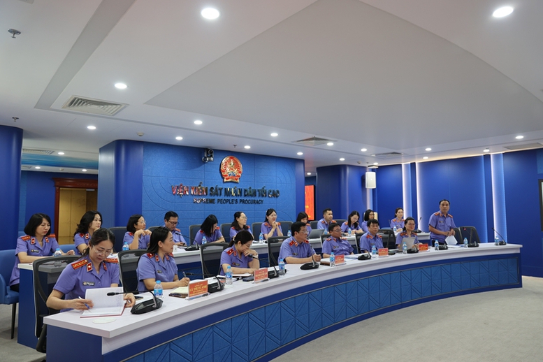 Ngành Kiểm sát nhân dân tiếp nhận, xử lý hàng trăm vụ việc xâm phạm lợi ích công- Ảnh 1.