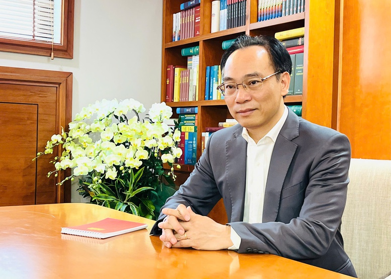 Bộ trưởng Bộ Giáo dục và Đào tạo Hoàng Minh Sơn: Đưa giáo dục về “thực chất” là yêu cầu cấp bách- Ảnh 3.