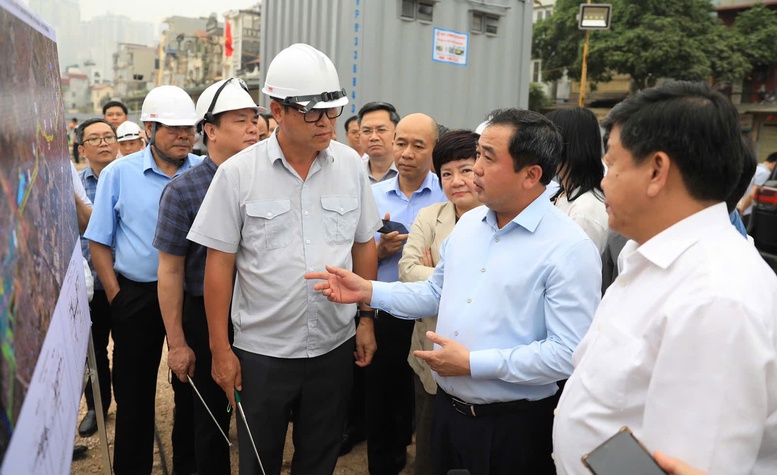 Bí thư Thành ủy Hà Nội Trần Đức Thắng kiểm tra tiến độ các dự án, công trình trọng điểm trên địa bàn Thủ đô- Ảnh 5.