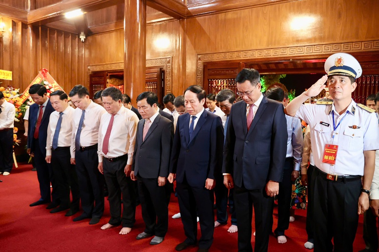 Phó Thủ tướng Chính phủ Lê Tiến Châu dự Chương trình "Bản hùng ca trên sông"- Ảnh 6.