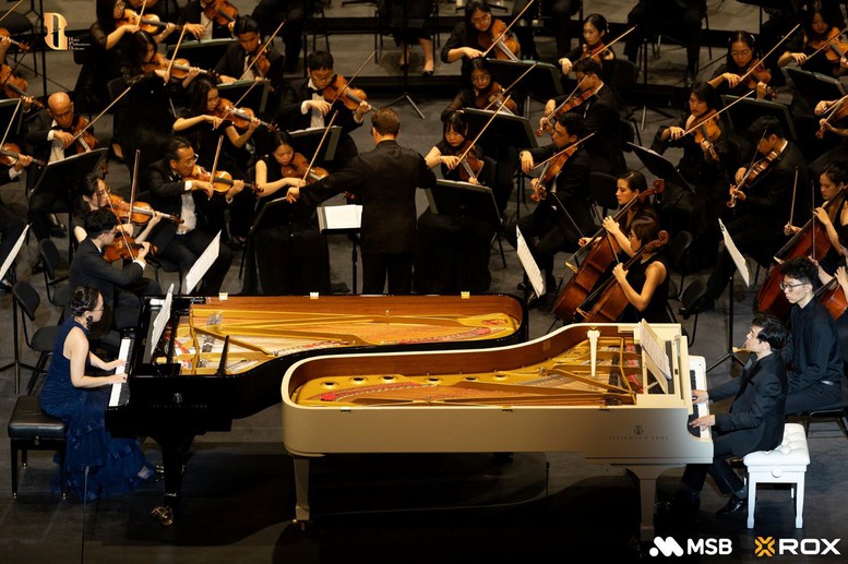 Những màn song tấu ấn tượng của hòa nhạc "Melodies of Triumph"- Ảnh 1.