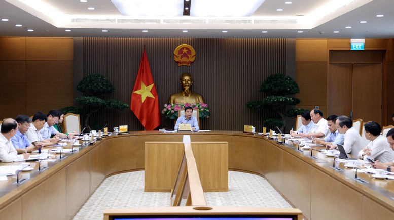 Ph&oacute; Thủ tướng Nguyễn Văn Thắng: Kh&ocirc;ng viện cớ đặc th&ugrave; ng&agrave;nh để n&eacute; tr&aacute;nh cải c&aacute;ch, ph&acirc;n cấp TTHC- Ảnh 2.