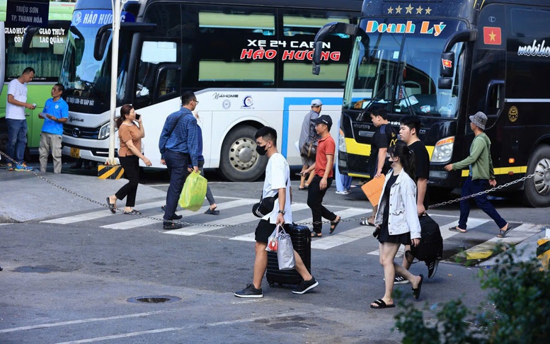 Nghiêm cấm tăng giá vé tàu xe bất hợp lý dịp 30/4-1/5