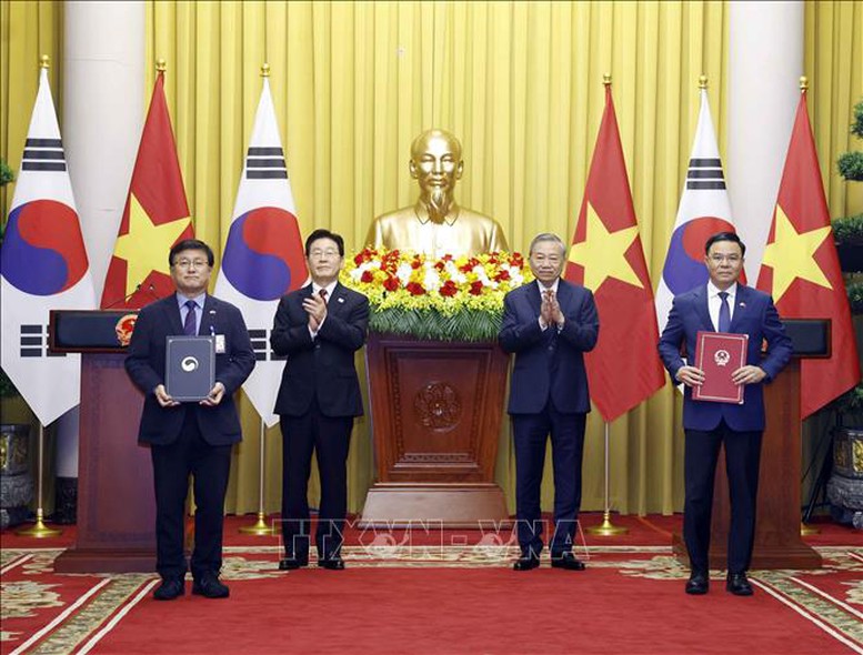 Tổng Bí thư, Chủ tịch nước Tô Lâm hội đàm với Tổng thống Hàn Quốc Lee Jae Myung- Ảnh 12.