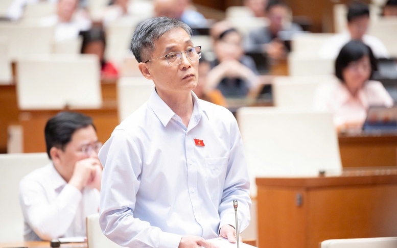 Quốc hội xem xét dự thảo Nghị quyết về thực hiện thí điểm chế định luật sư công