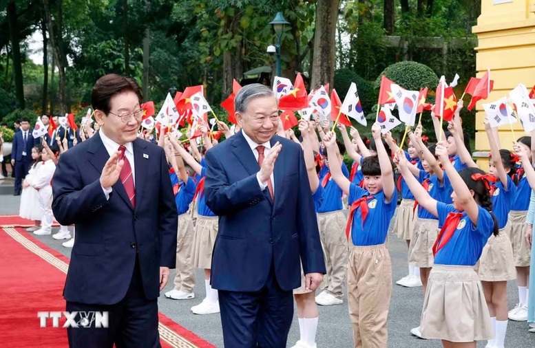 Tổng Bí thư, Chủ tịch nước Tô Lâm chủ trì Lễ đón chính thức Tổng thống Hàn Quốc- Ảnh 2.