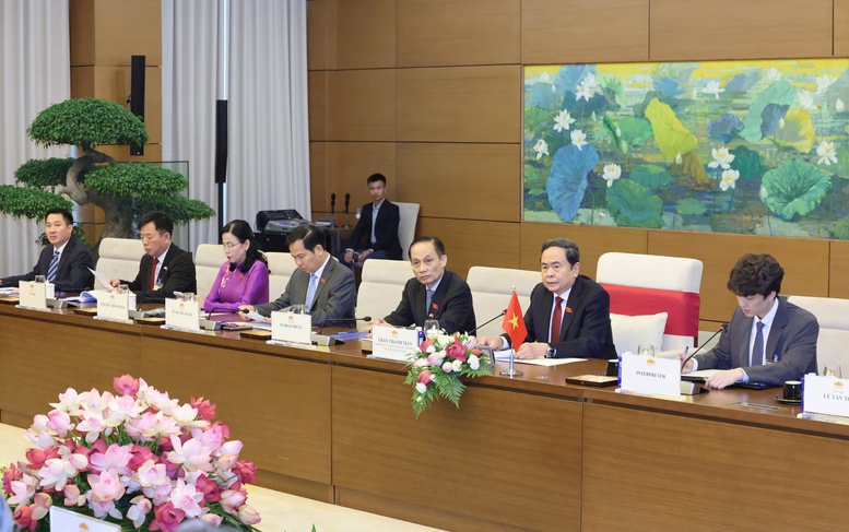 Chủ tịch Quốc hội Trần Thanh Mẫn hội kiến Tổng thống Hàn Quốc Lee Jae Myung- Ảnh 3.