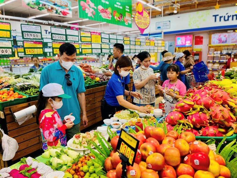 Saigon Co.op tăng tốc chuyển đổi xanh, triển khai ưu đãi hấp dẫn toàn hệ thống- Ảnh 2.