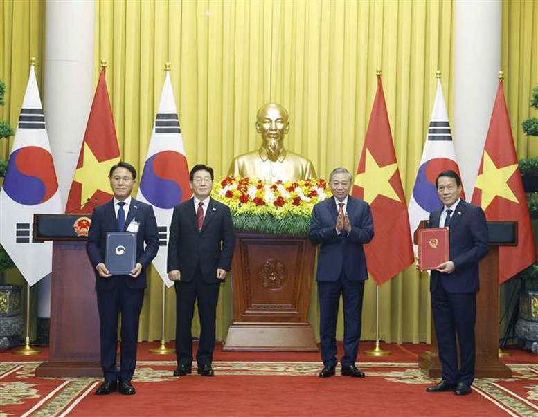 Tổng Bí thư, Chủ tịch nước Tô Lâm hội đàm với Tổng thống Hàn Quốc Lee Jae Myung- Ảnh 5.