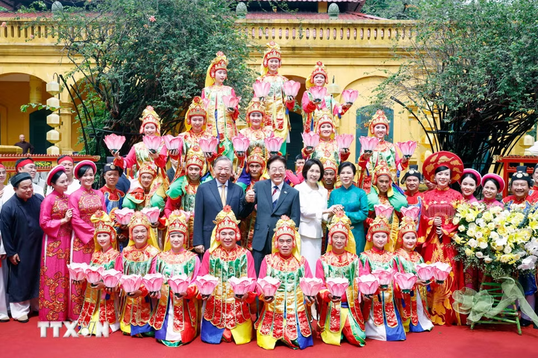 Chương trình hữu nghị đặc biệt chào mừng chuyến thăm của Tổng thống Hàn Quốc và Phu nhân- Ảnh 4.