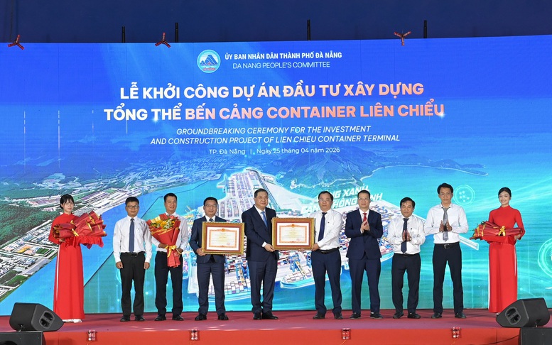 Phó Thủ tướng Thường trực Phạm Gia Túc dự khởi công 'mắt xích chiến lược' trong chuỗi logistics Việt Nam và toàn cầu- Ảnh 2.