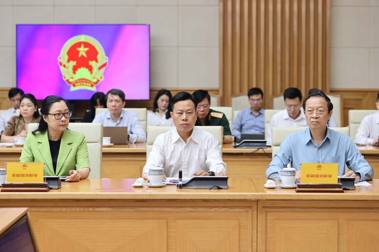 Thủ tướng Lê Minh Hưng: Đảng, Nhà nước đặc biệt quan tâm lĩnh vực giáo dục và đào tạo- Ảnh 8.