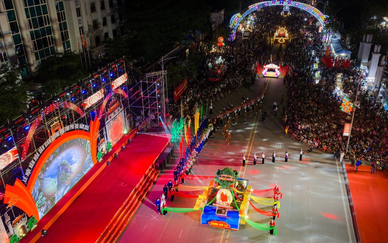 Hơn 1.500 nghệ nhân, nghệ sĩ tham gia Lễ hội văn hóa dân gian đường phố tại Đất Tổ