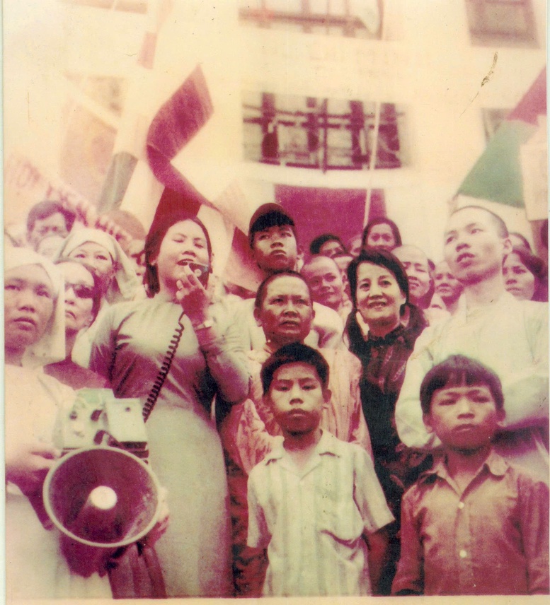 "Đóa sen vàng trong lửa đỏ" Sài Gòn- Ảnh 2.