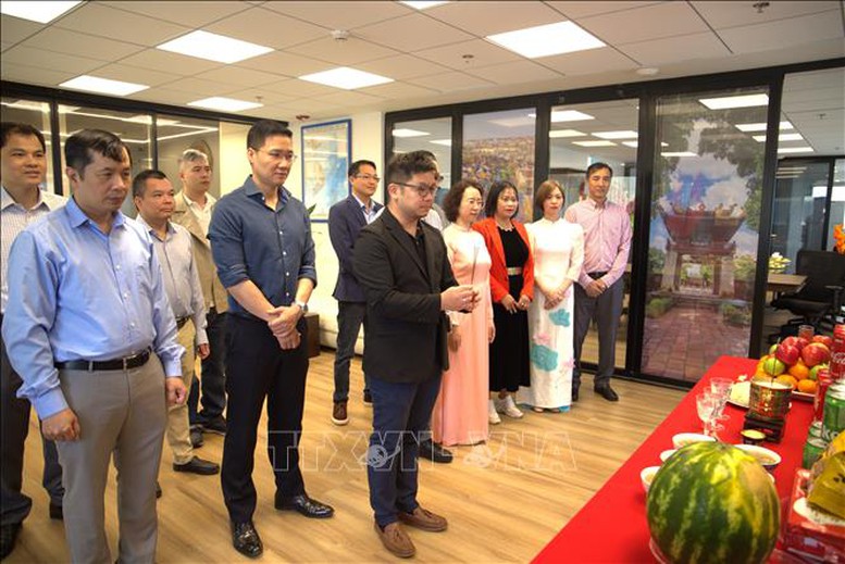 Giỗ Tổ Hùng Vương 2026 ở nước ngoài: Mỗi cộng đồng một cách "giữ cội"- Ảnh 1.