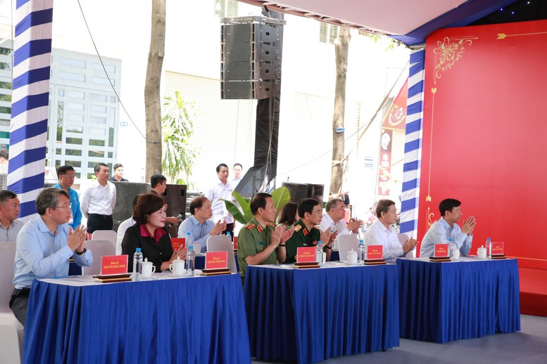 Tổng Bí thư, Chủ tịch nước thăm, gặp gỡ, động viên công nhân, người lao động ở TPHCM- Ảnh 4.