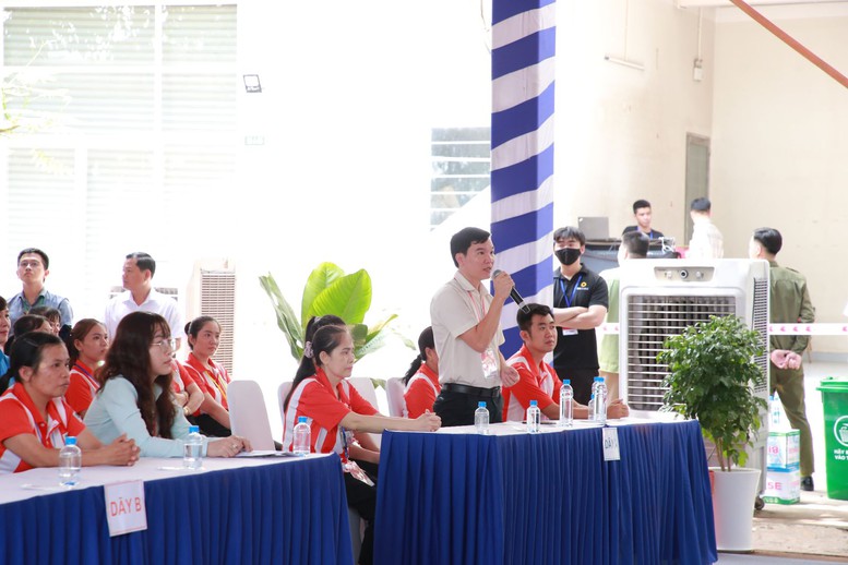 Tổng Bí thư, Chủ tịch nước thăm, gặp gỡ, động viên công nhân, người lao động ở TPHCM- Ảnh 7.