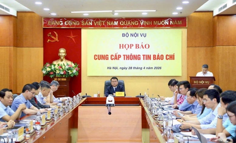 Bộ Nội vụ đẩy mạnh hoàn thiện thể chế, tinh gọn bộ máy- Ảnh 1.