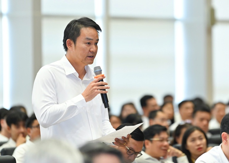 Thủ tướng: Tạo môi trường kinh doanh thông thoáng, minh bạch, dự báo được, giảm chi phí để người dân, doanh nghiệp yên tâm- Ảnh 5.