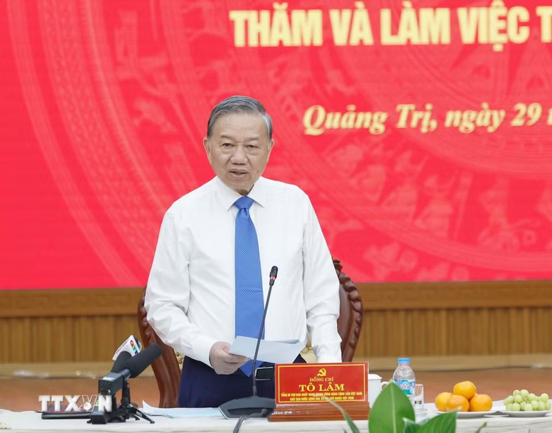 Tổng Bí thư, Chủ tịch nước Tô Lâm: Tái định vị không gian phát triển Quảng Trị với chiến lược “vươn Đông, tỏa Tây”- Ảnh 1.