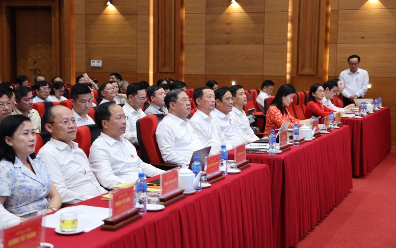 Phó Thủ tướng Thường trực Phạm Gia Túc tiếp xúc cử tri tỉnh Hà Tĩnh- Ảnh 1.