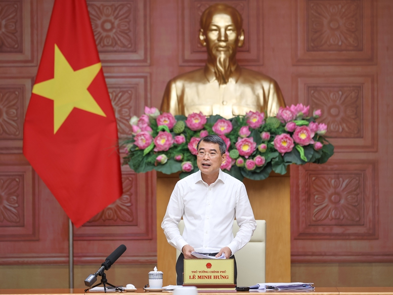 Thủ tướng: Cắt giảm thủ tục, điều kiện kinh doanh là một giải pháp nhanh nhất, ngắn nhất tác động ngay tới tăng trưởng- Ảnh 4.