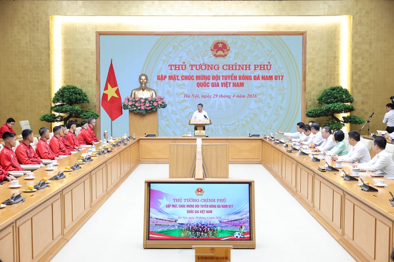 Thủ tướng Lê Minh Hưng gặp mặt, chúc mừng đội tuyển bóng đá nam U17 Việt Nam- Ảnh 2.