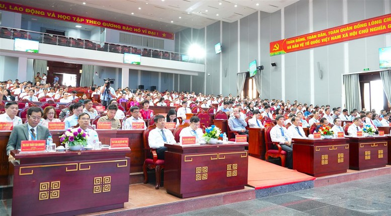 Cà Mau tìm giải pháp đột phá nâng cao chất lượng chăm sóc sức khỏe đến năm 2030- Ảnh 1.